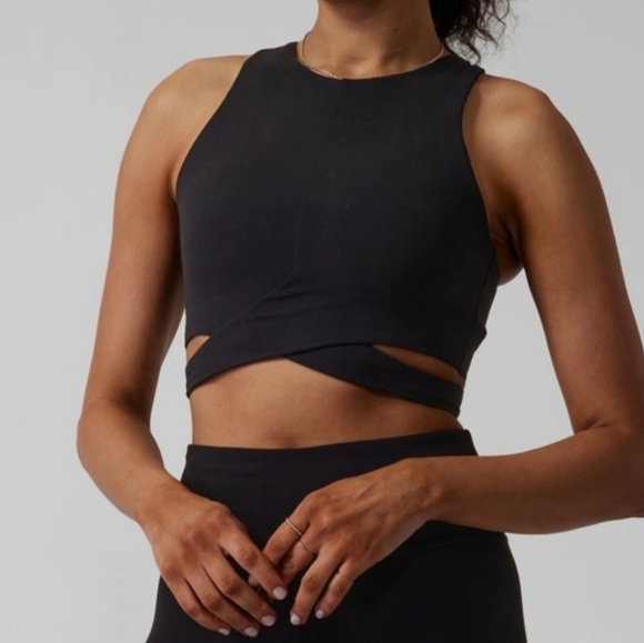 NWT - Athleta Conscious Crop Cut Out A-C Sports Bra Black Size Large - Picture 3 of 6